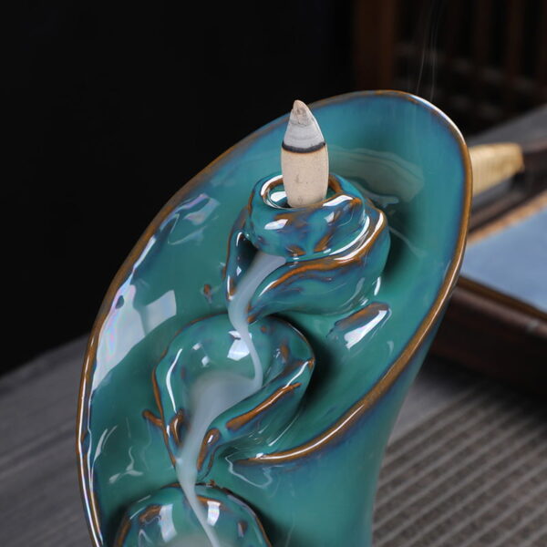 O1CN015pGBgv2IvRGSn6Vqw_!!3068919348-0-cib Ceramic Blue Cup Waterfall Incense Burner