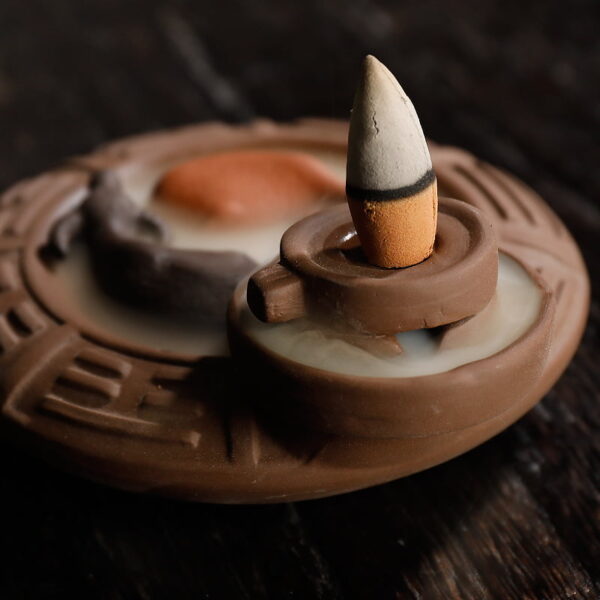 Stone Grinding Buffalo Divination Plate Ceramic Incense Waterfall Backflow Burner