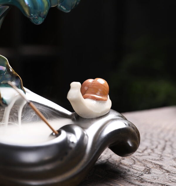 Sea Wave Snail Ceramic Lotus Backflow Incense Burner