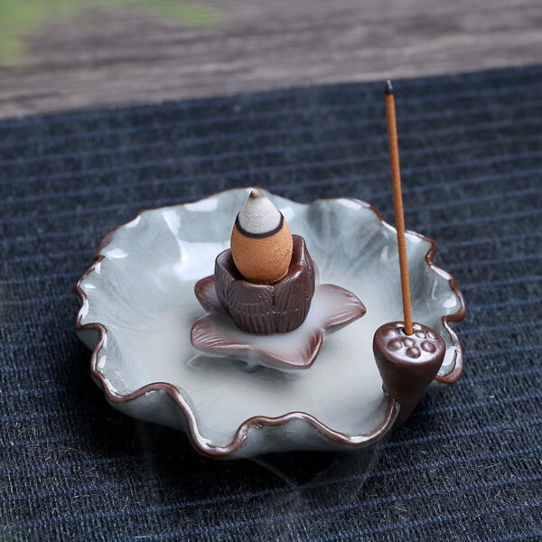 Plum Blossom Reverse Flow Incense Burner Lotus Ceramic Hill Line Incense Burner