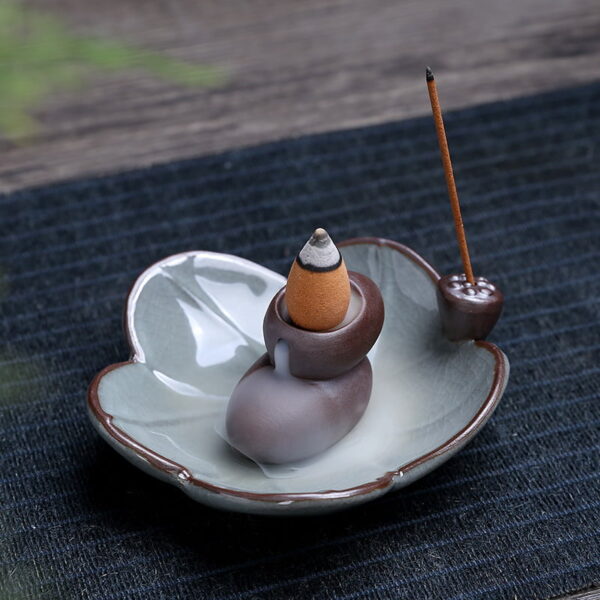 Plum Blossom Reverse Flow Incense Burner Lotus Ceramic Hill Line Incense Burner