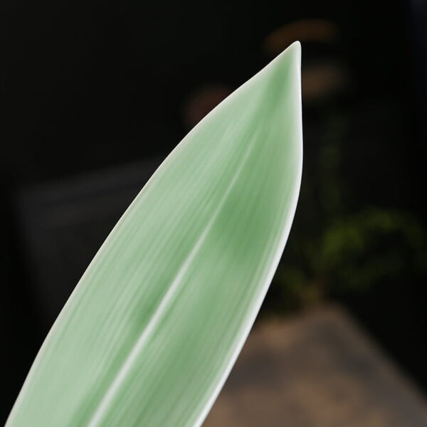 Green Bamboo Leaf Ceramic Incense Smoke Holder