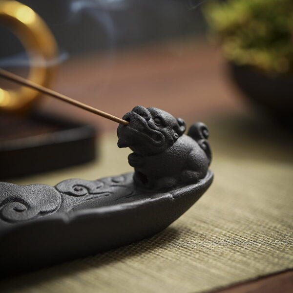 Xiangyun Line Incense Burner
