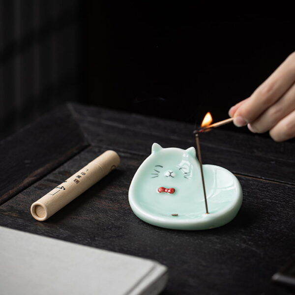 Ceramic Cute Kitten String Incense Burner