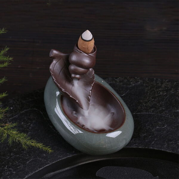 Leaf Conch Pool Ceramic Cute Waterfall Incense Burner