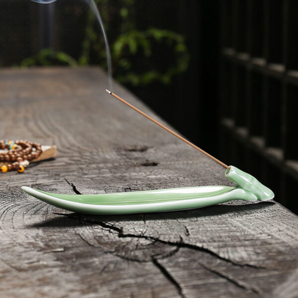 Green Bamboo Leaf Ceramic Incense Smoke Holder