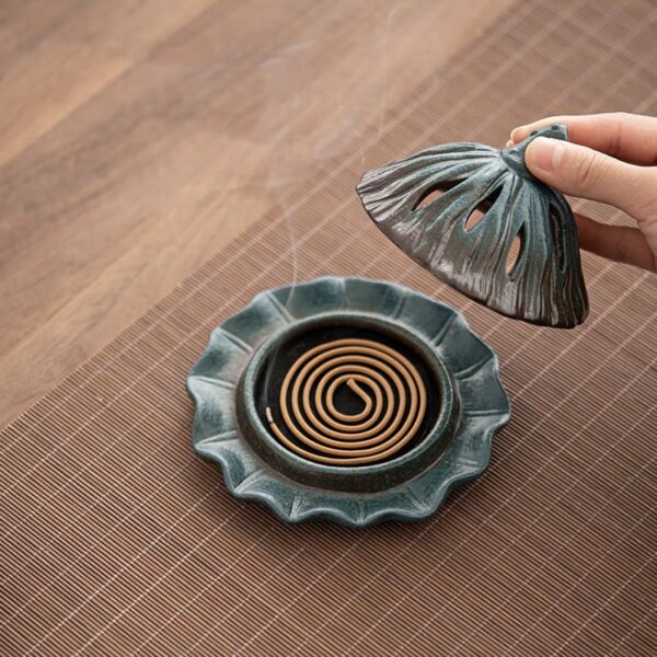 Lotus Seedpod Retro Handcrafted Porcelain Censer Incense Stick Stand