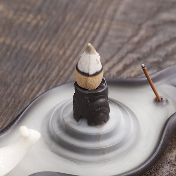O1CN01eVnDej2MTHIUbVq3H_!!2209730559828-0-cib Water Ripple Snail Backflow Incense Burner