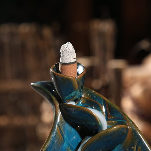 O1CN01mXWQ0M2KO7hEAPk5I_!!2216003809546-0-cib Leaf Shape Incense Backflow Burner