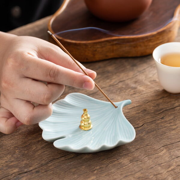 O1CN01Crt9iY1Trjh5uqyGn_!!2210056952436-0-cib Bodhi Leaf Ginkgo Leaf Ceramic Stick Incense Holder