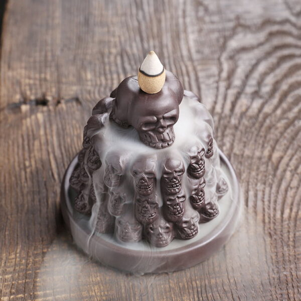 O1CN01IZIbPw1kW4GPPeeID_!!2551464690-0-cib Halloween Skull Mountain Ceramic Back Flow Waterfall Incense Burner