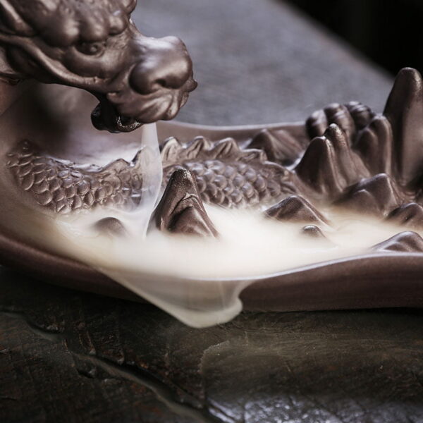 O1CN01TJCZeO1kW4PGoNwc3_!!2551464690-0-cib Chinese Dragon Hill Scroll Ceramic Stick Backflow Incense Holder