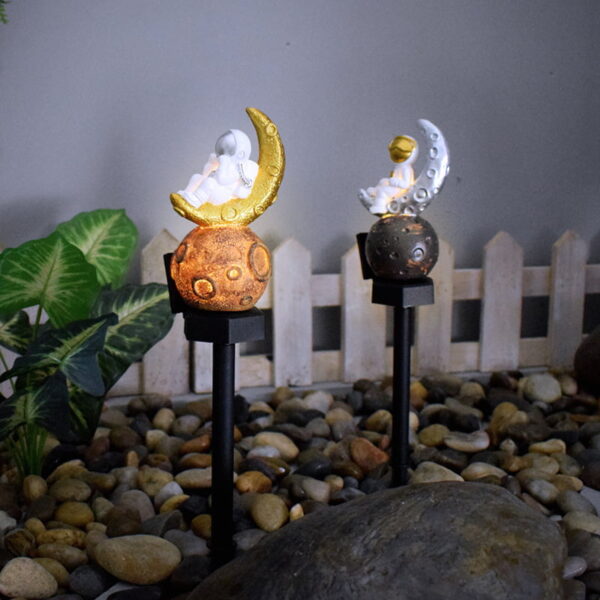 Astronaut Space Waterproof Solar Light Garden Lawn Decorative Lamp