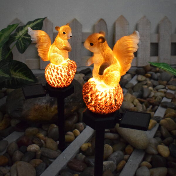 Cute Squirrel LED Solar Light Lawn Landscape Lamp