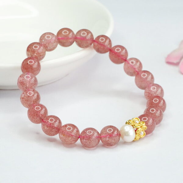 Natural Crystal Bracelet Strawberry Crystal Sweet Bracelet