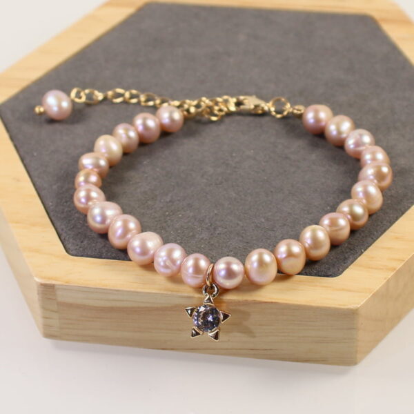 Natural Freshwater Baroque Pearl Bracelet Natural Freshwater Baroque Pearl Bracelet