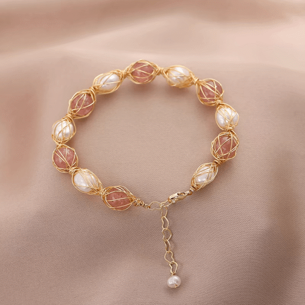 Natural Freshwater Pearl Bracelet Cute Natural Strawberry Crystal Bracelet