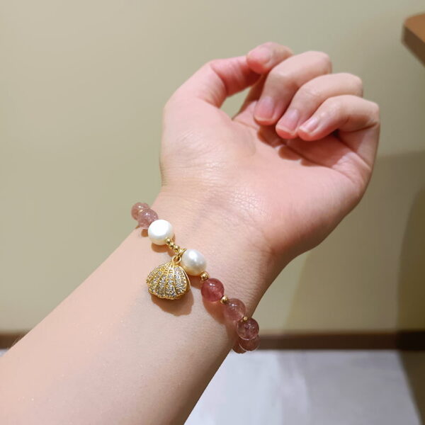 Natural Freshwater Pearl Strawberry Crystal Shell Bracelet