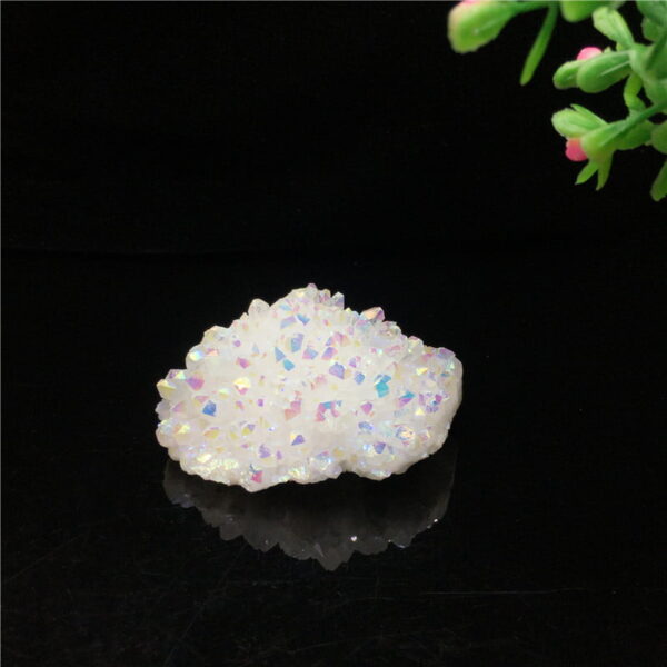 O1CN016IKpdn1RG3i04z0ou_!!2211574462083-0-cib Natural White Crystal Cluster Colorful Electroplated Crystal Raw Stone Cluster