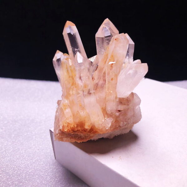 Natural White Crystal Cluster Raw Stone Home Ornament Decoration
