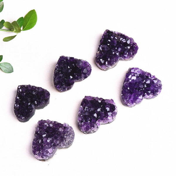 O1CN01WDBS1K1j2vP7coOWf_!!2208437594491-0-cib Natural Amethyst Cluster Amethyst Geode Heart Shaped Rough Stone