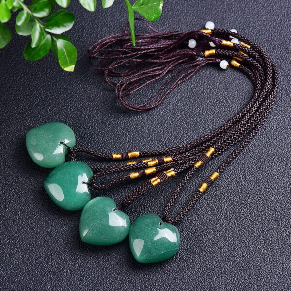 O1CN01WiMKSq1j2vSVtCNq9_!!2208437594491-0-cib Natural Green Aventurine Rough Stone Love Heart Aventurine Pendant Necklace