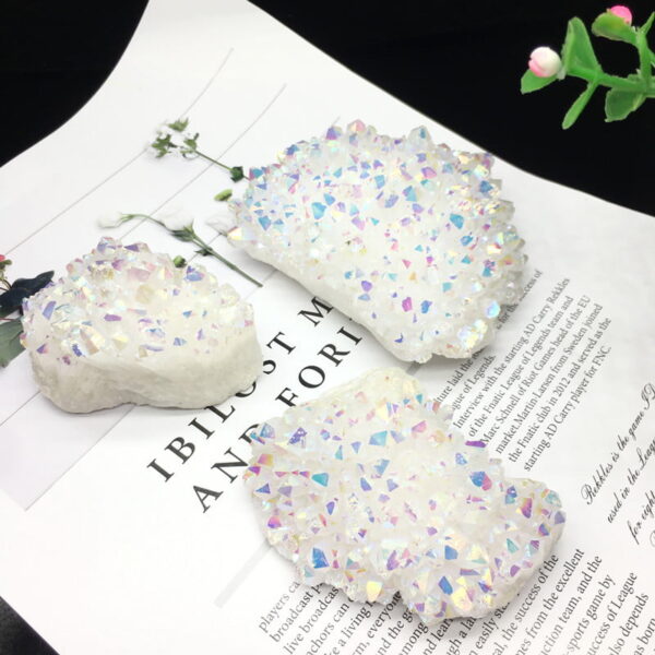 O1CN01YTztUa1RG3hmCtokD_!!2211574462083-0-cib Natural White Crystal Cluster Colorful Electroplated Crystal Raw Stone Cluster