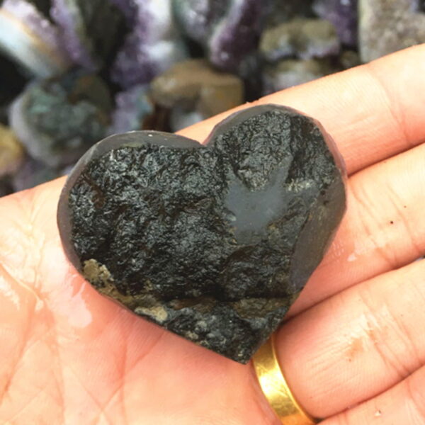 O1CN01haiqrH1j2vOMKlqgs_!!2208437594491-0-cib Natural Amethyst Heart-shaped Crystal Cluster Specimen Rough Stone