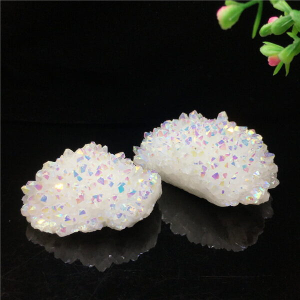 O1CN01vu6NRd1RG3hi4vEQX_!!2211574462083-0-cib Natural White Crystal Cluster Colorful Electroplated Crystal Raw Stone Cluster