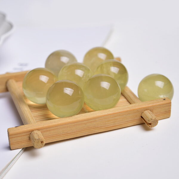 O1CN01zFw9ux1RG3pQ7FZkG_!!2211574462083-0-cib Natural Yellow Crystal Round Ball